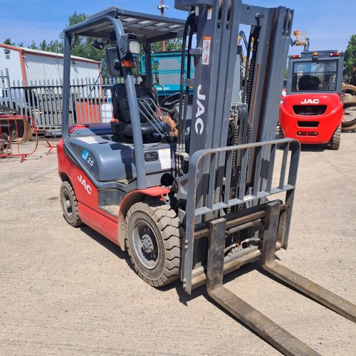 JAC 2.5 TONNE FORKLIFTS CPR644
